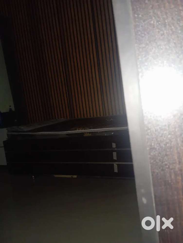 Looking for roommates