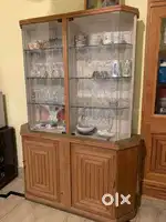 crockery cabinate