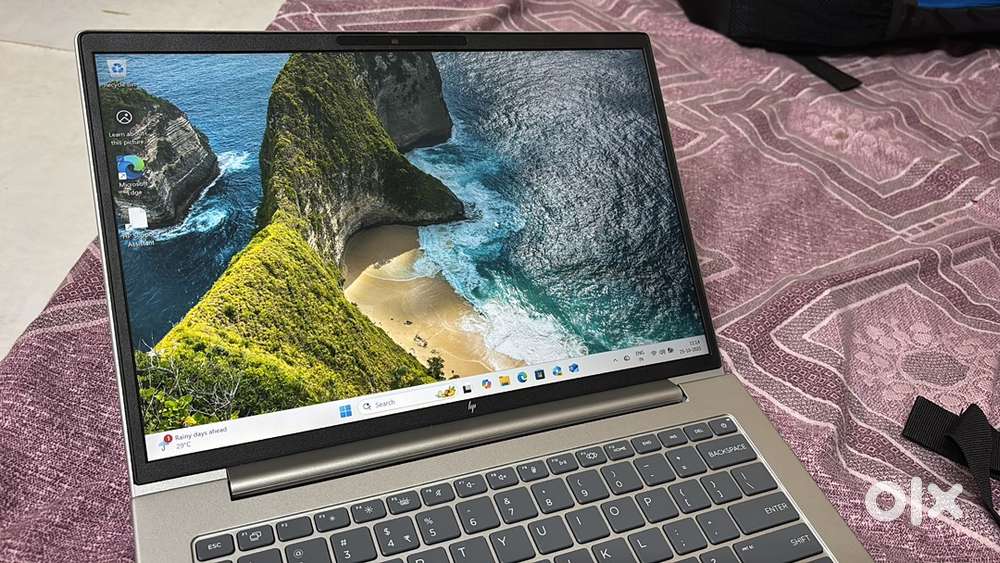 BRAND NEW HP ELITEBOOK 6 NEW GEN AI PC