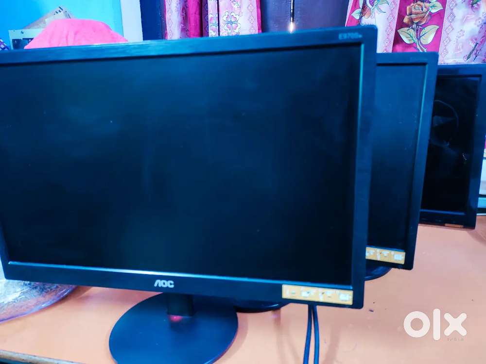 Desktop Computer ( full set) Price 4500