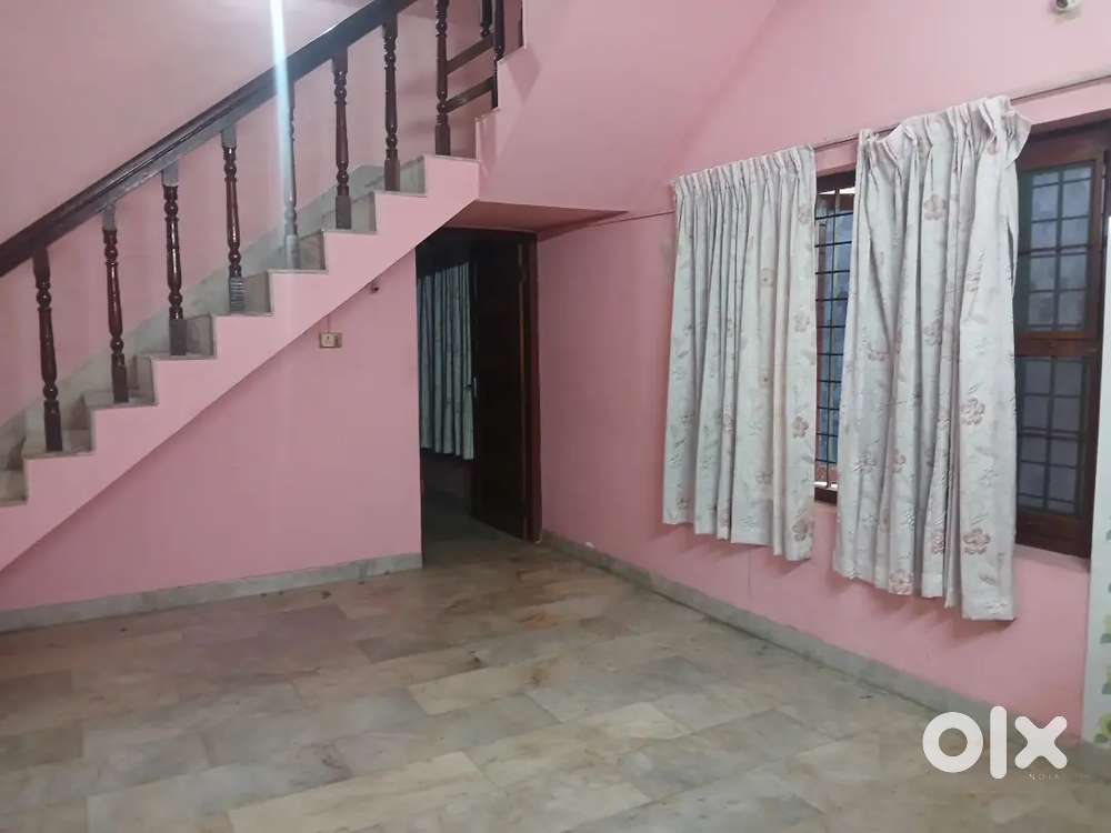 Hill palace 4 bhk house rent