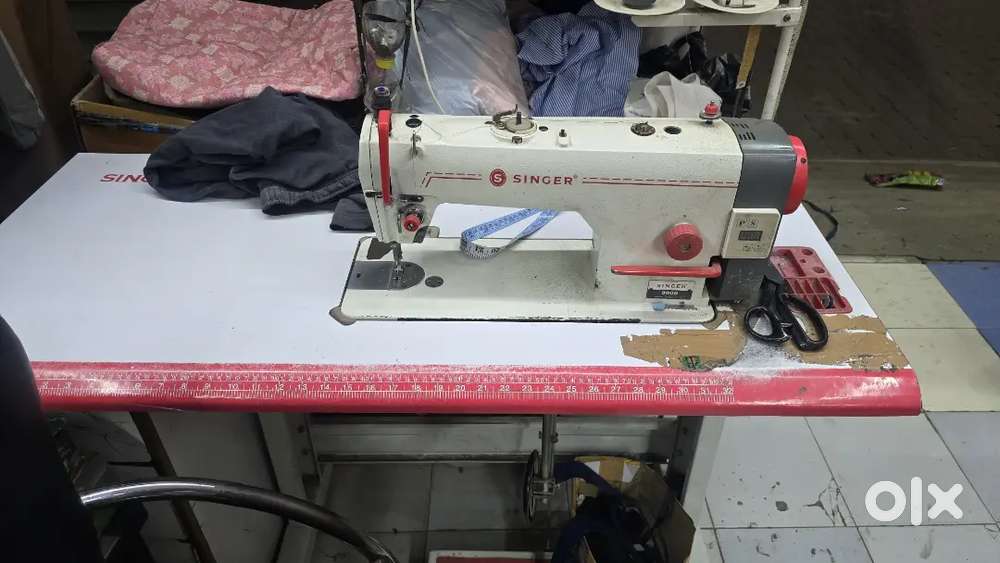 Selai machine sewing machine only 1 month old