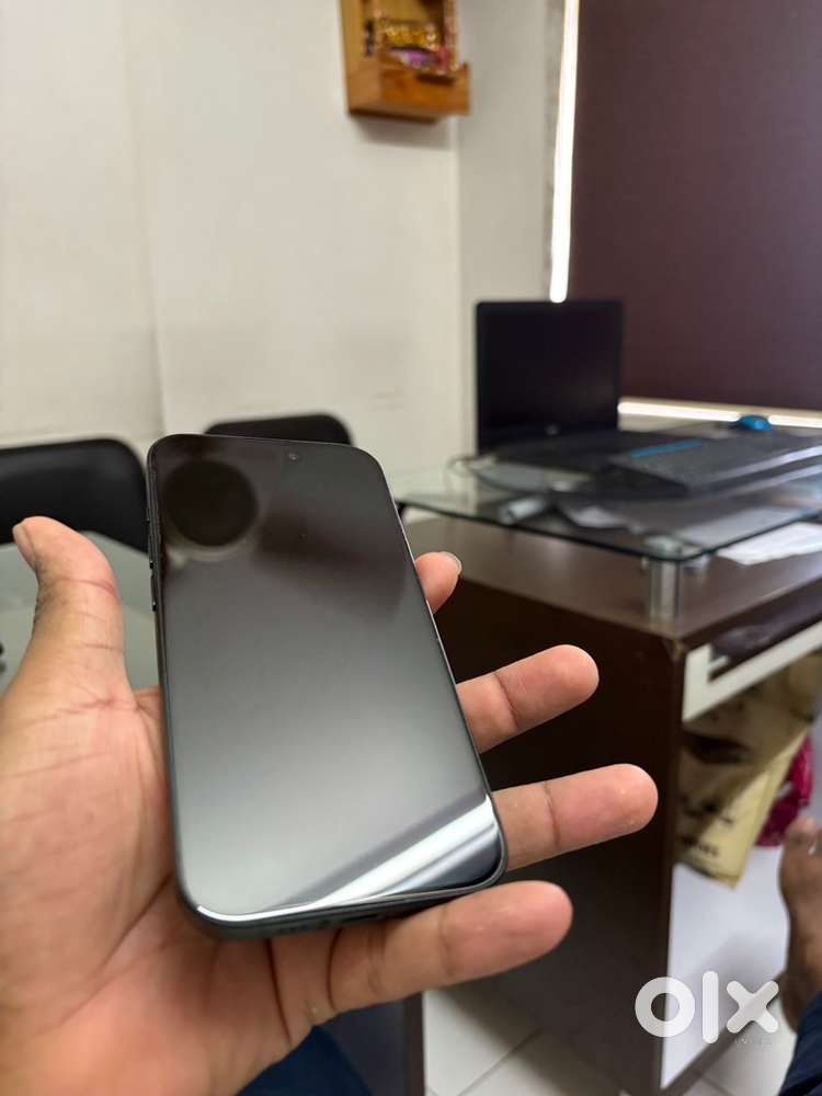 Iphone 15 128 GB BLACK