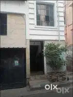 Sale 3 bhk flat in good location in Tollygunge