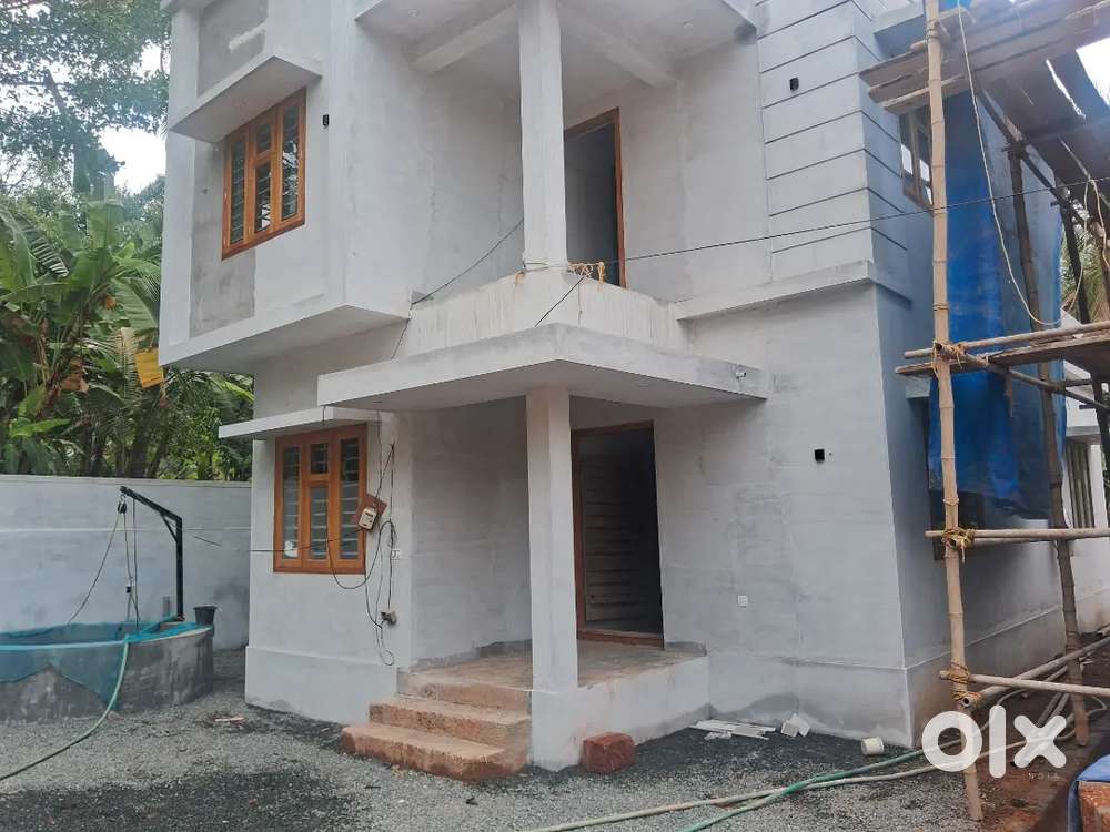 Newly built house sale near karanthur medical college road