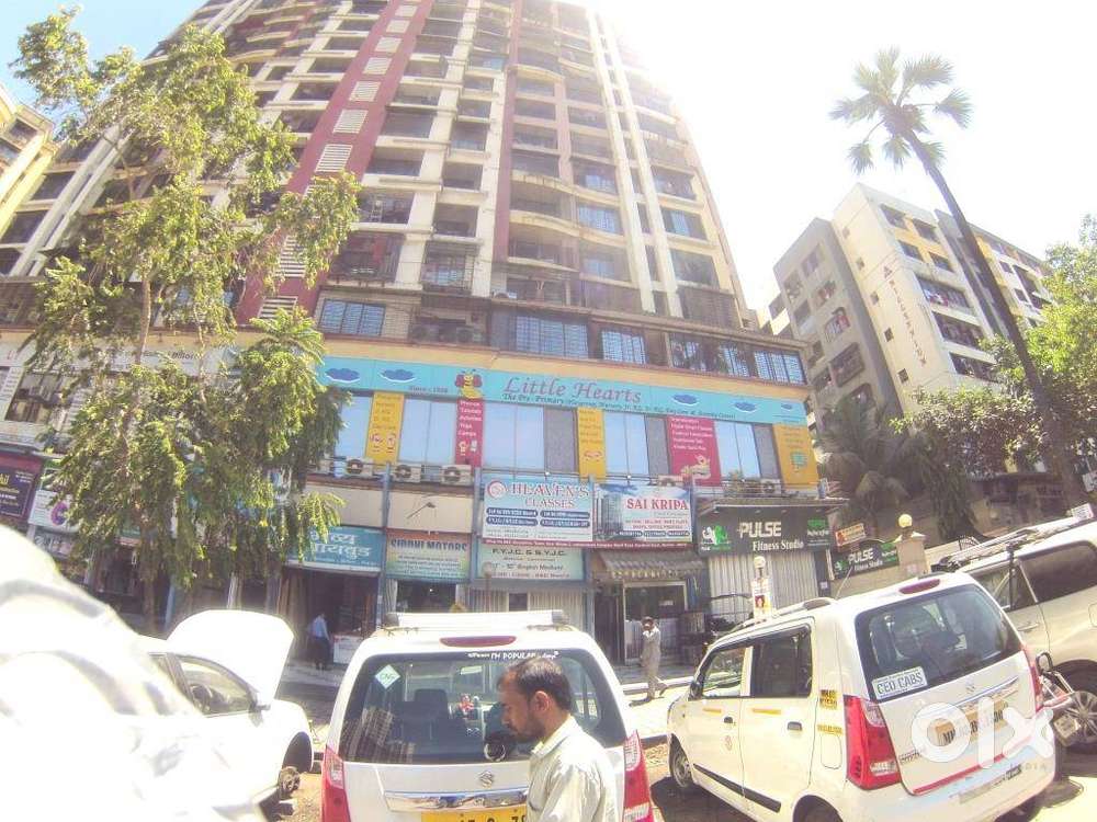 COMMERCIAL SPACE  FOR SALE -  2,100 SFT CARPET IN KANDIVALI EAST