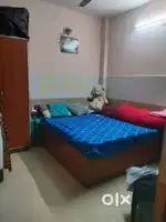 Required female roommate (1st June)