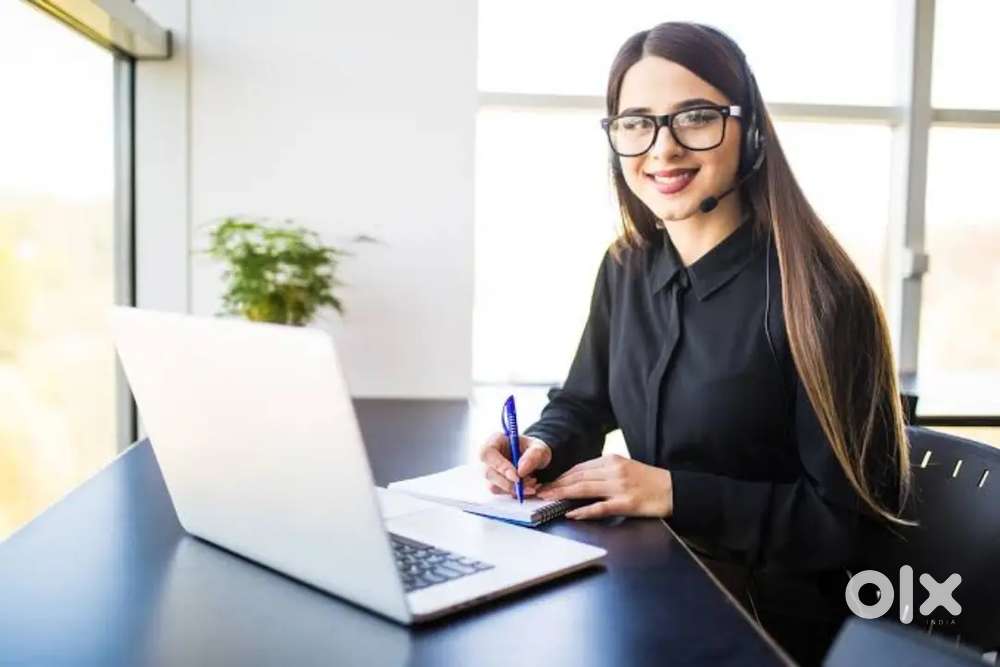 Female personal secretary ps need