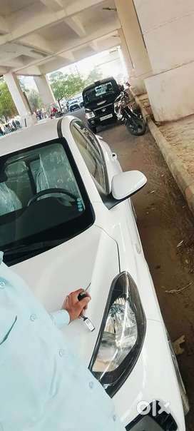 Iski ola Uber mein ID Ho driver ki jarurat hai call Karen