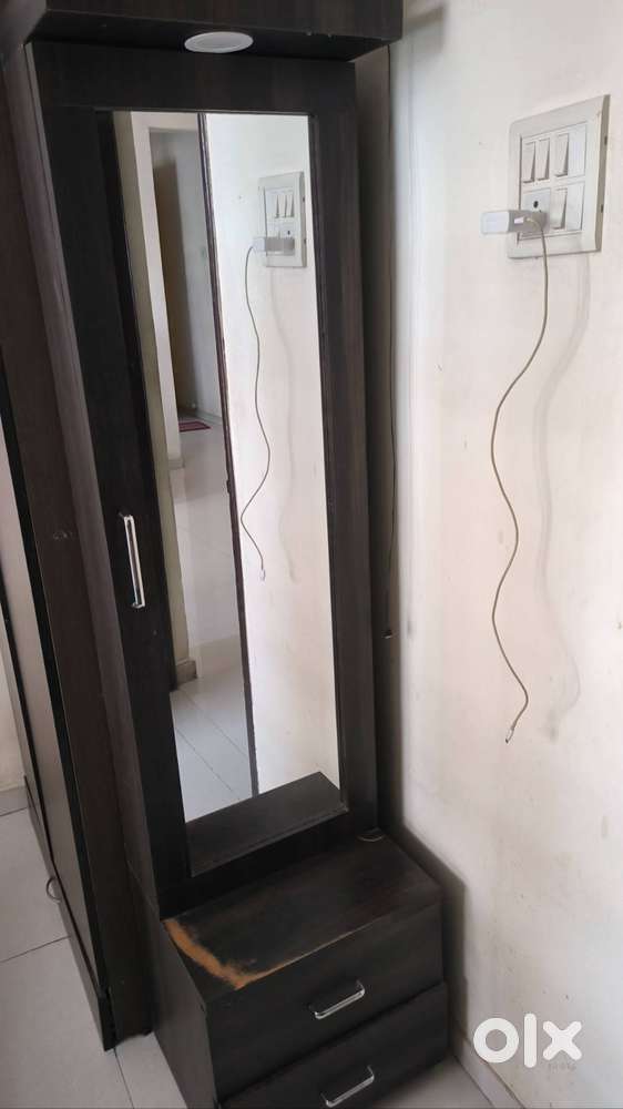 WARDROBE AND DRESSING TABLE