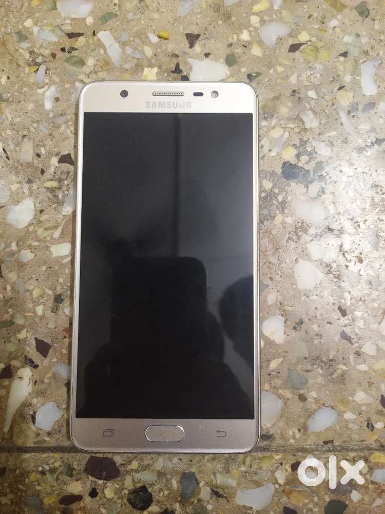 J7 max 4 gb ram 64 gb storage original display
