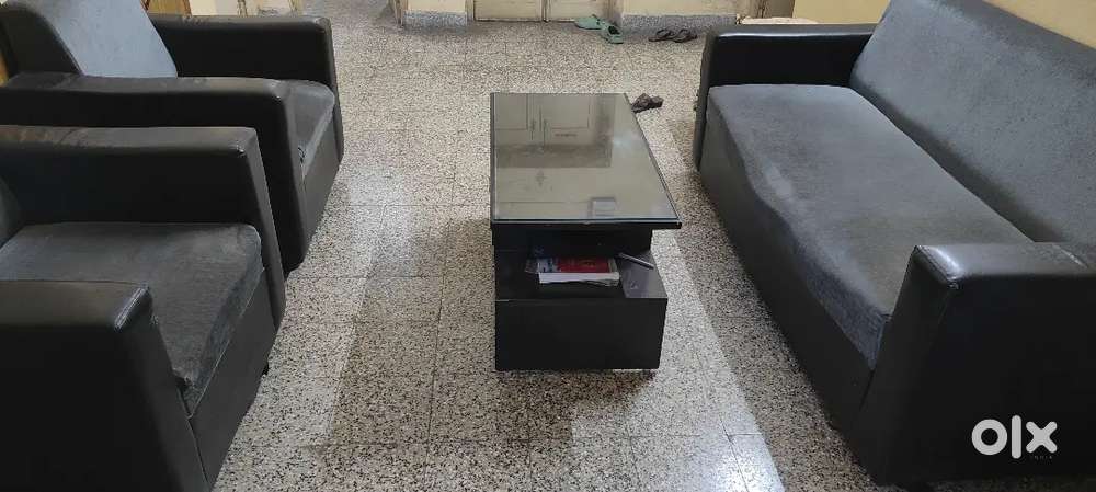 7 seater Sofa set