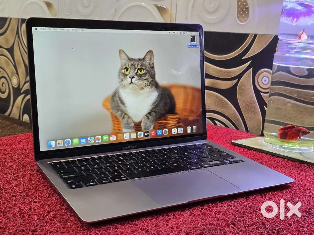 M1 Air 2021  Apple Macbook 8gb 256gb SSD 13inch Retina Touch iD