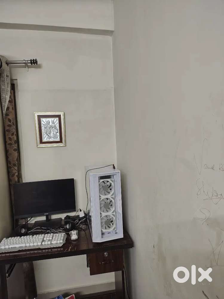 This  pc is futurstic