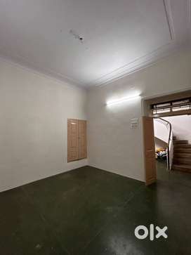 7 bhk house for commercial near South End Circle