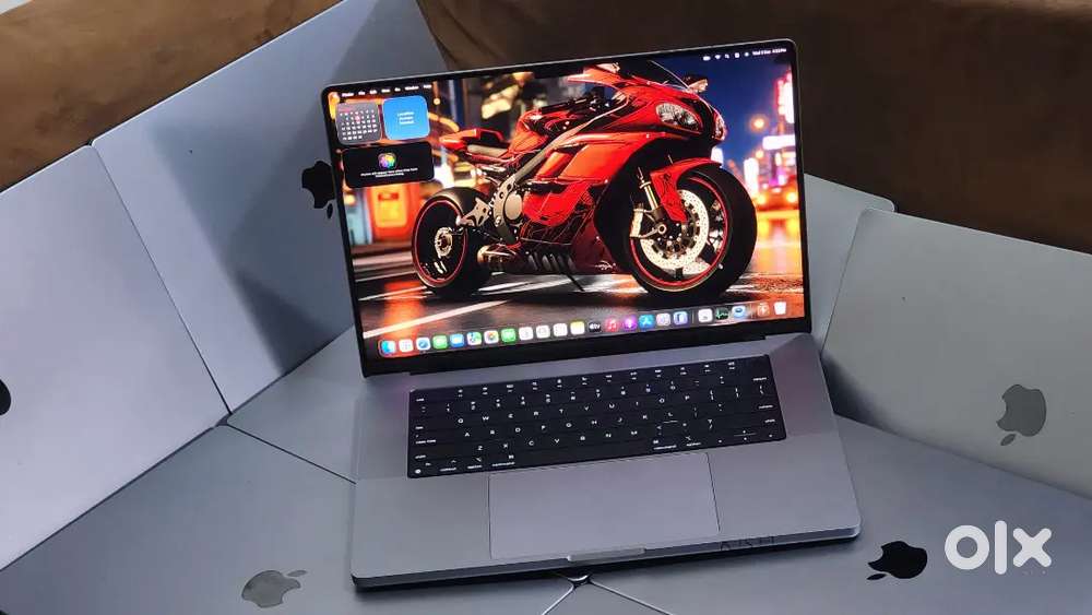 M1 Apple Macbook Pro 32GB Ram 512GB Apple SSD 16Inch Touch ID