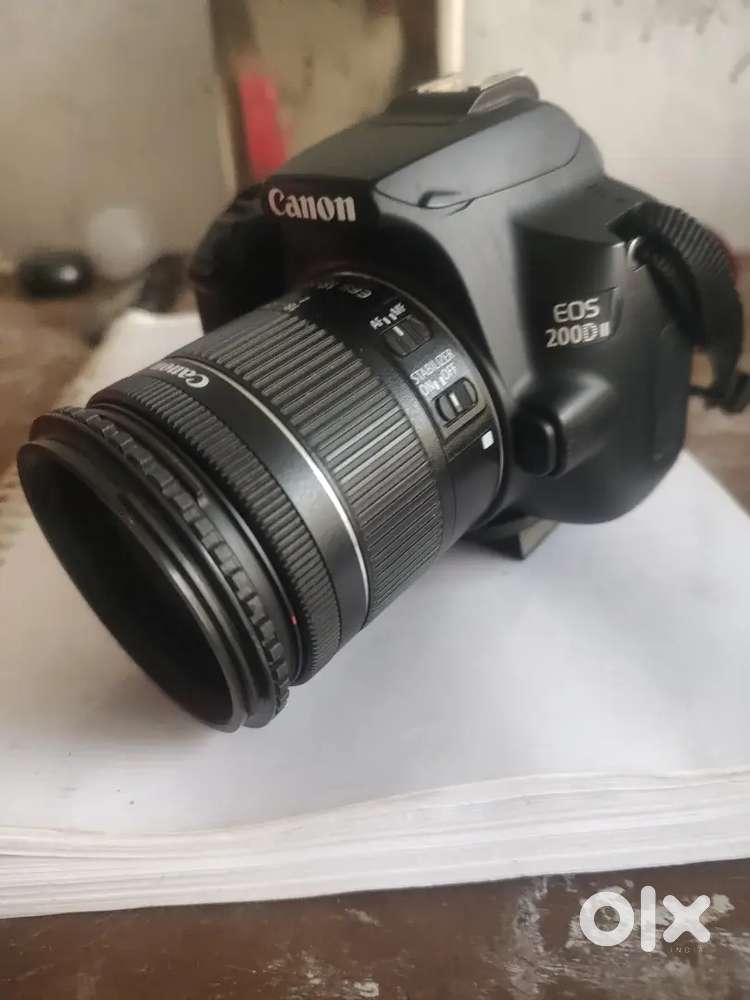 Canon EOS 200D Mark II