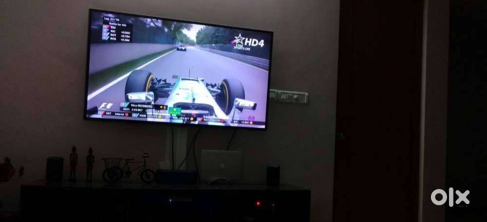 Philips60 Sleek UltraHD LEDTV with 2160p HDMI n USB of high resolution