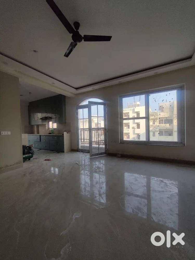 Sector 52 corner property
