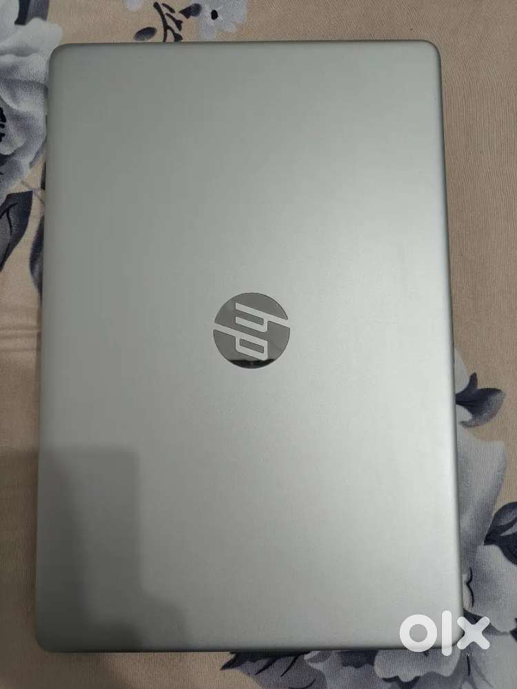HP Laptop i3