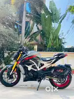 Brand new condition with akrapovic exhaust