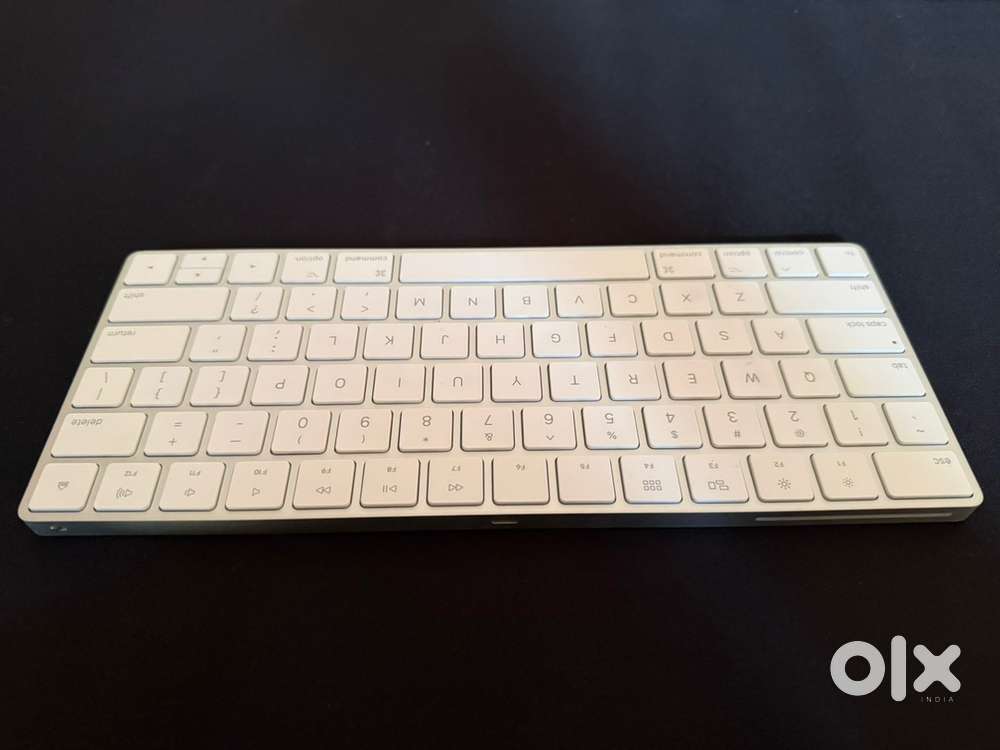 Apple bluetooth magic keyboard in brand new condition