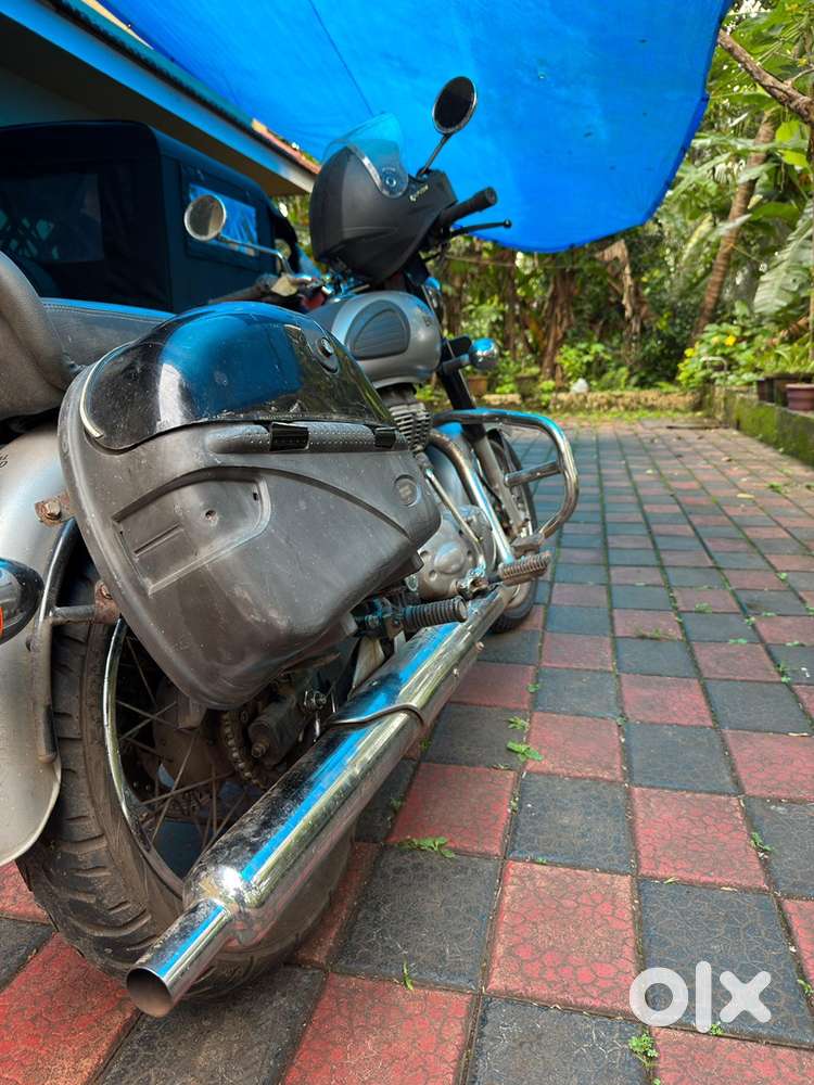 Classic 350 gunmetal grey