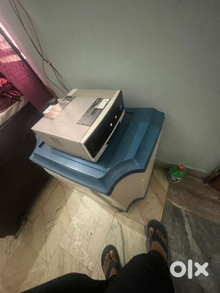 V guard Inverter Solar smart pro 1200 with battery and solar panal