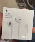 Earpods lightning type original for sale..very light used