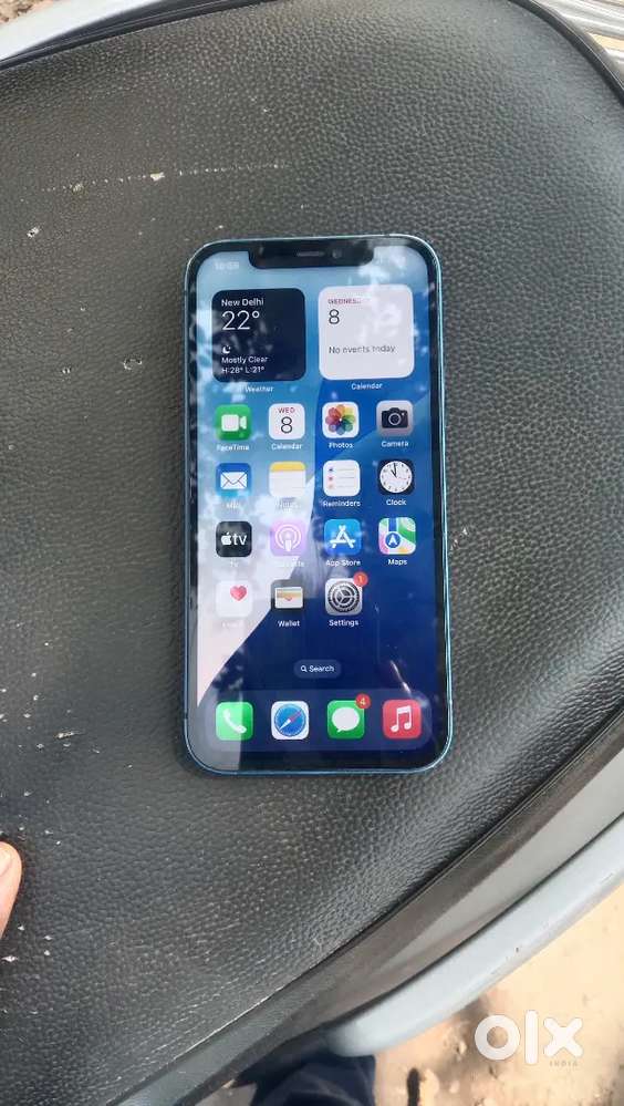 iPhone 12 64 gb aone condition hai charger keb hai