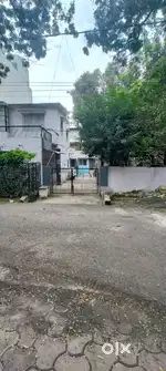 वेद नगर में गार्डन फेसिंग प्लॉट मकान