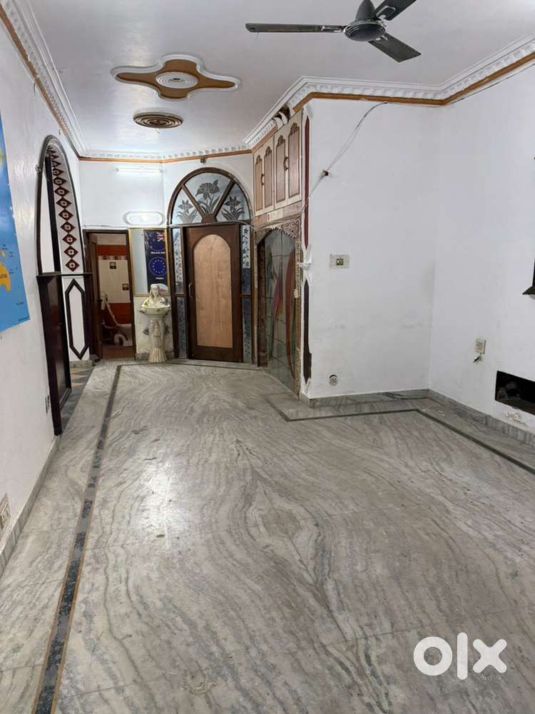 house for rent at shastri nagar for residential and commercial use