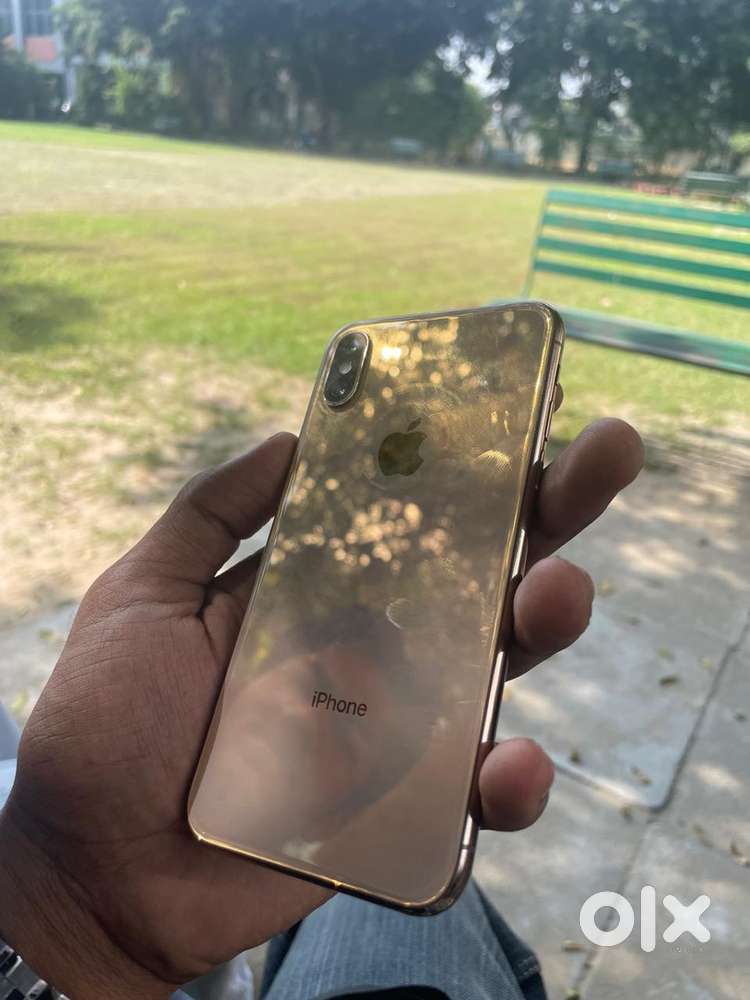 I phone xs 64 gb bikul saaf set