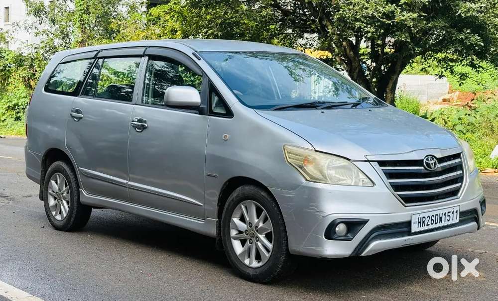 TOYOTA INNOVA 2.5GX OF 2014