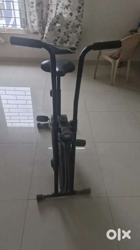 Exercise cycle