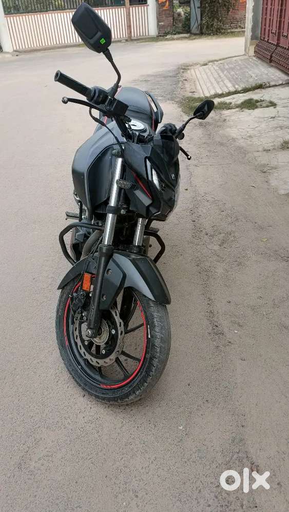 Xtream 160R discs 9100km driven