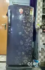 Samsung 180 litre fridge Sell urgent