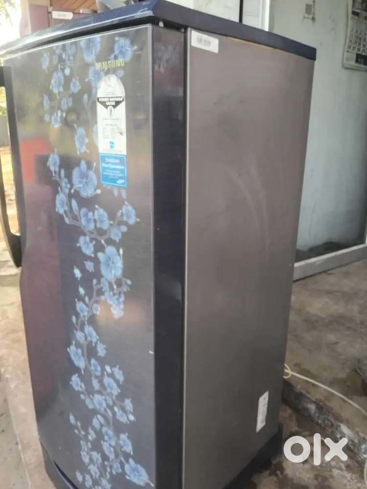 Sumsum 200L fridge 5 star