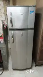 Whirlpool refrigerator 220 ltr