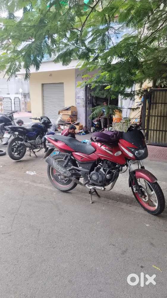 Main bike bech raha hun