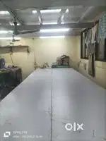 Sale kar rhe hai apni table cutting table