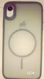 Iphone xr white 64 gb with cable and orignal adapter with 4 cover