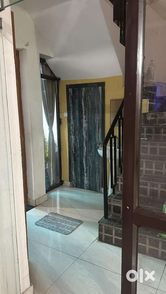 2 bhk house gor rent at campwell road near HP peteol pump