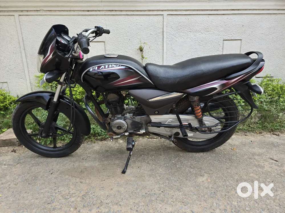 BAJAJ PLATINA 100CC BIKE
