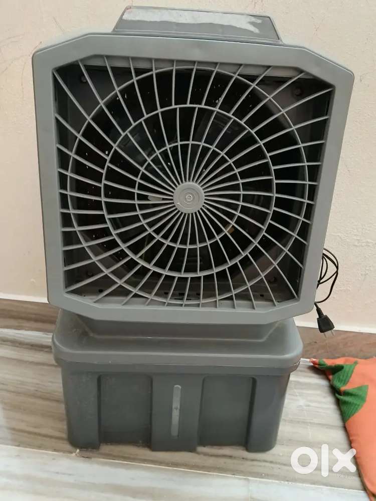 Hardly use small cooler