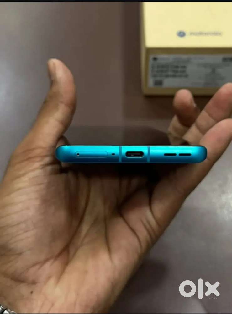 Moto edge 50 pro 12+256