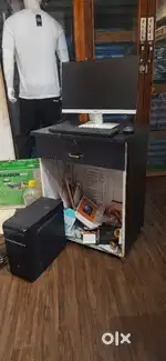 Desktop for sale with counter