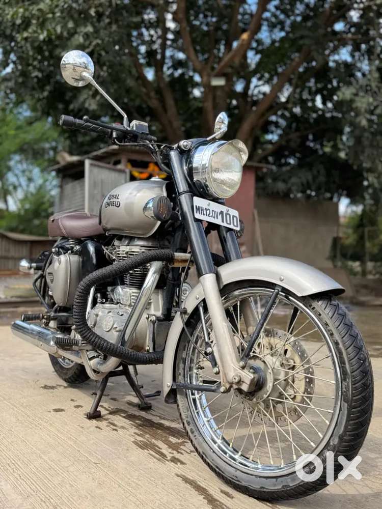 Royal Enfield Bullet 350 (VIP No. 100) Excellent Condition Less Driven