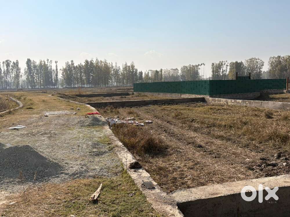 Malkiyat plots in narbal srinagar with 18ft road
