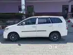 Toyota Innova 2008 Diesel 200000 Km Driven